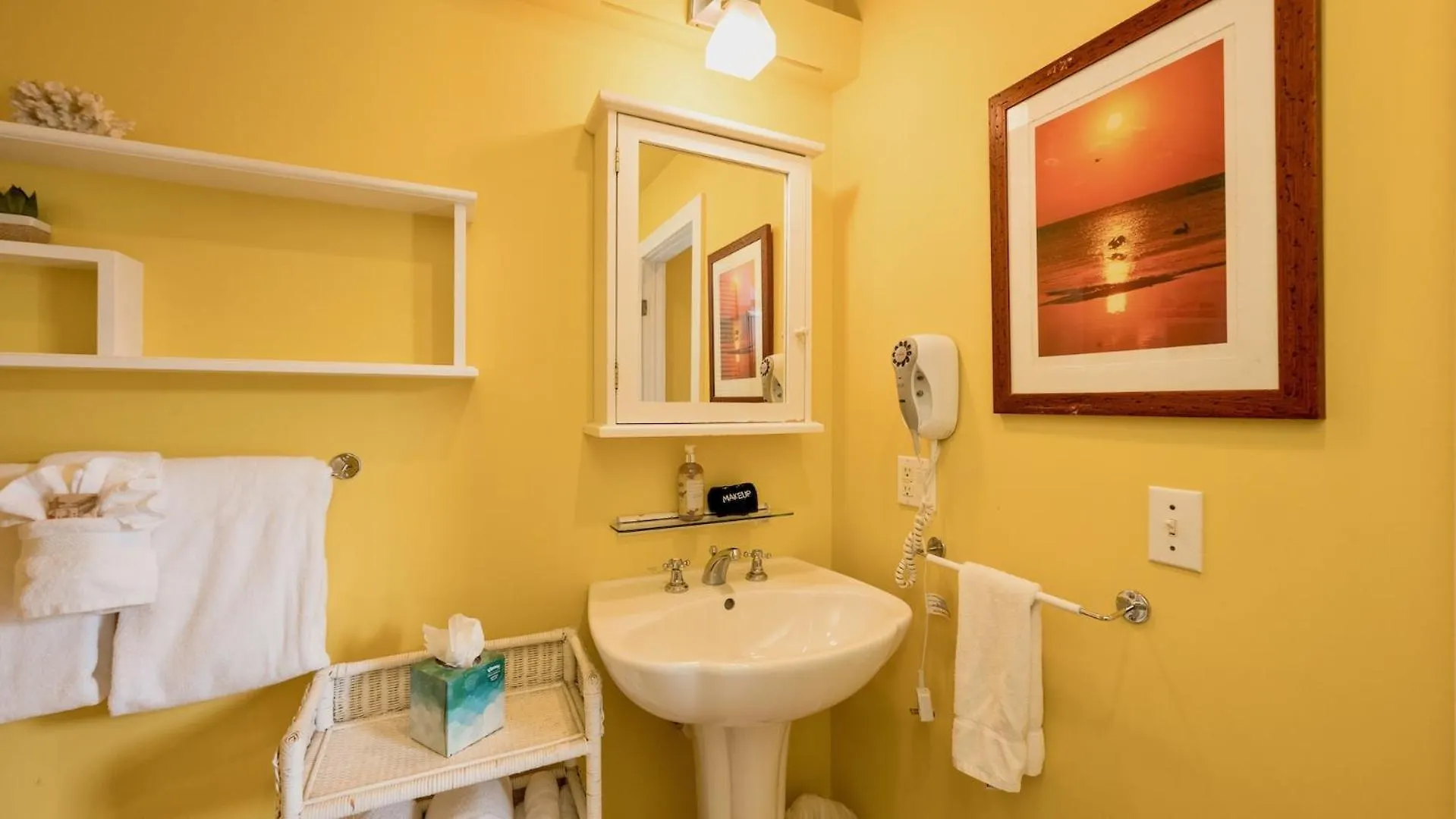 Casa Victoria By Last Key Realty Key West